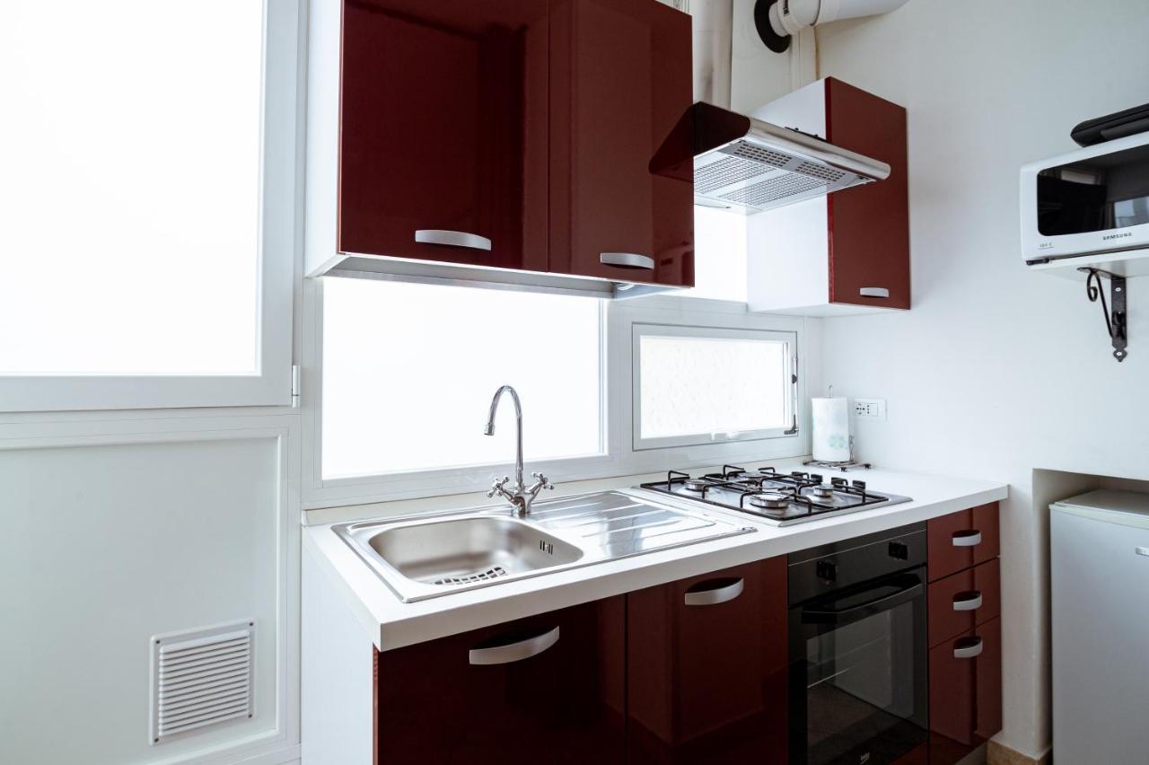 "6 In Centro" Guest House Сан Ремо Екстериор снимка