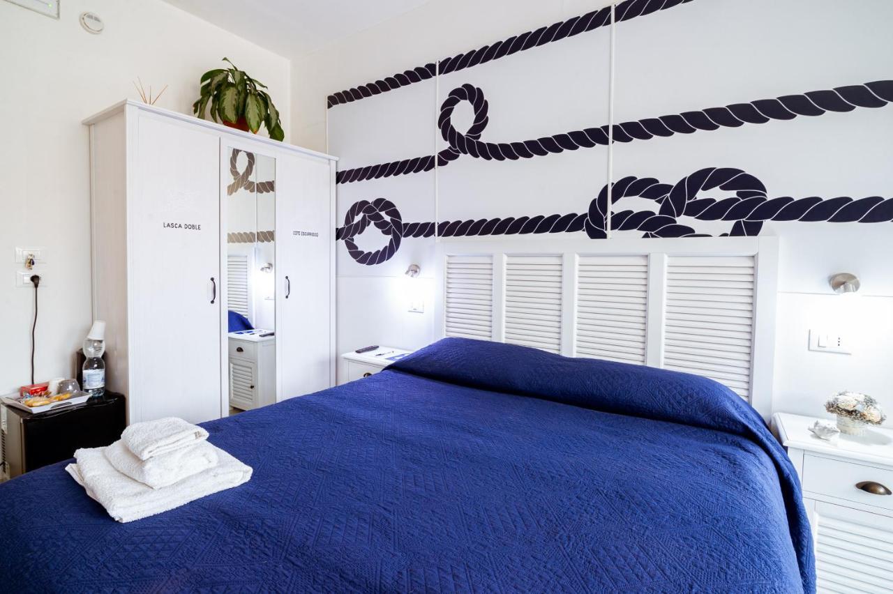 "6 In Centro" Guest House Сан Ремо Екстериор снимка