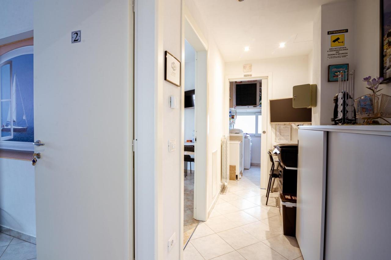 "6 In Centro" Guest House Сан Ремо Екстериор снимка